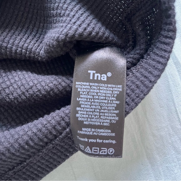 TNA Waffle Long Sleeve - Picture 5 of 6